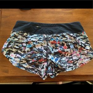 Lululemon Speed Shorts 2.5”